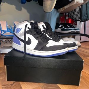 JORDAN 1 MID SE UNION ROYAL